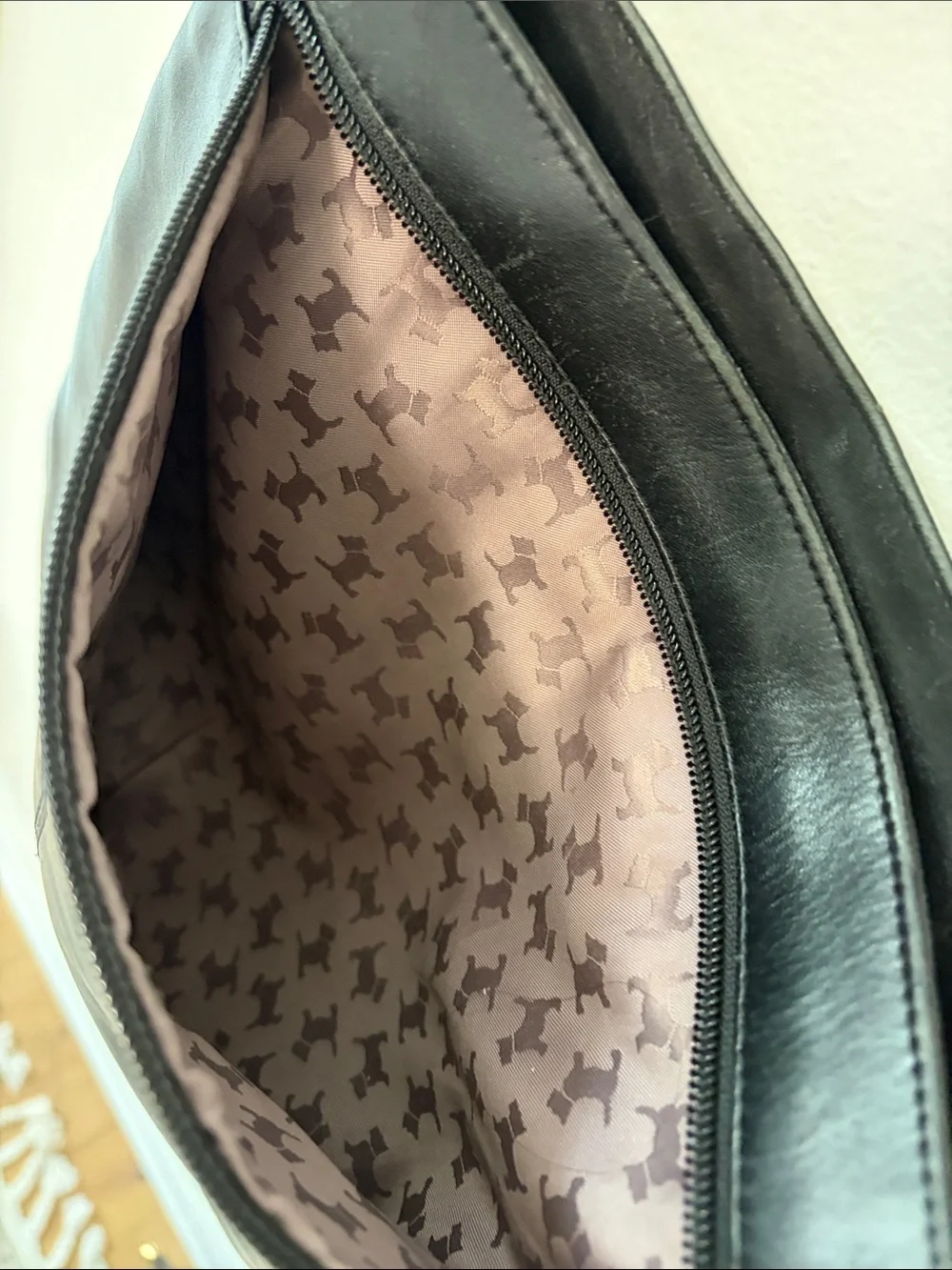 Radley London Classic Black Leather Crossbody Adjustable Shoulder Bag w/ Pocket